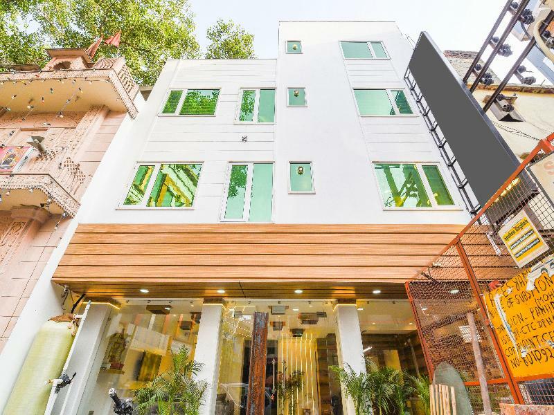 Oyo 15836 Pleasure River Front Resort Tuem 외부 사진