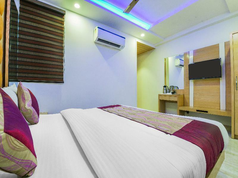 Oyo 15836 Pleasure River Front Resort Tuem 외부 사진